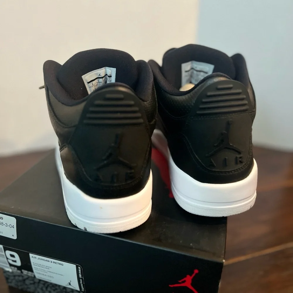 2016 JORDAN 3 Cyber Monday Black and White Sneakers - Picture 3 of 4